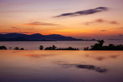Villa [sunset Valley] 3bedroom Beach/sunset/pool/ktv