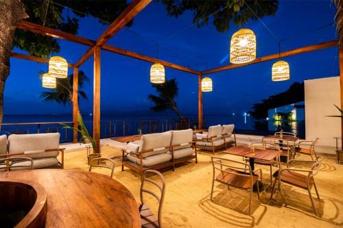 Hotel The Flow Samui Beach Resort