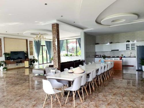 Praha Villa Tam Dao - Venue Travel