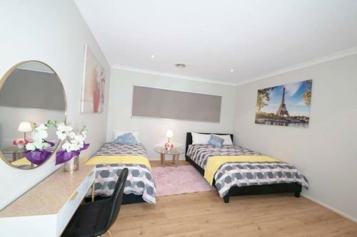 Designer Decor Home With 8beds At Williams Landing