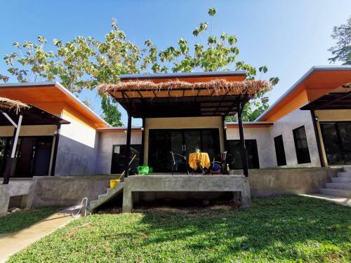 Hotel Ingtara At Lanta Resort