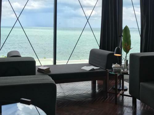 Deepspace Villa X1,secret Address On Quiet Beach
