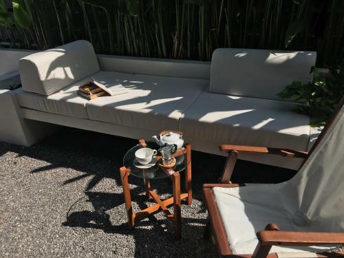 Deepspace Villa X1,secret Address On Quiet Beach