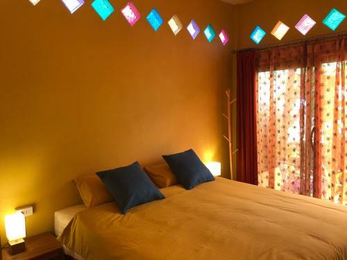 Hostal One World Bungalows