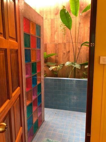 Hostal One World Bungalows