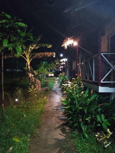 Hostal Lanta Dareen Garden Home