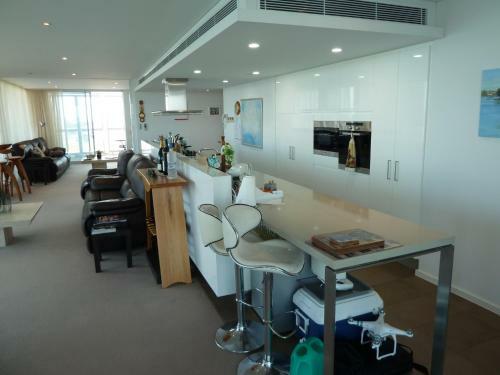 Luxury Apartment Overlooking Mandurah