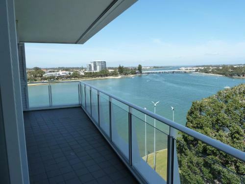 Luxury Apartment Overlooking Mandurah
