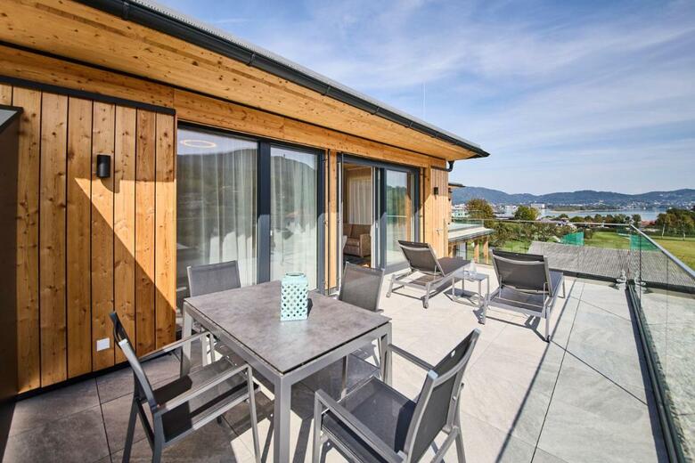 Hotel Lamplhof - Lichtpfad W�rthersee