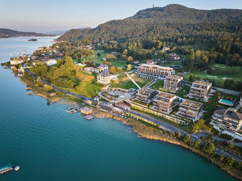 Hotel Lamplhof - Lichtpfad W�rthersee
