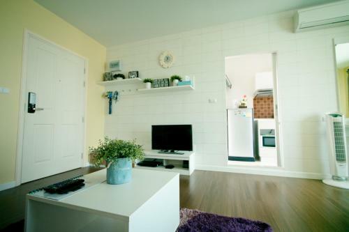 Baan Kiang Fah Apartment By Patcha