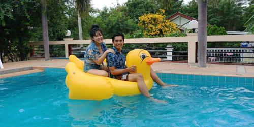 Baan Khao Noi Pool Villas