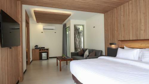 Hotel De Chaochom Hua Hin