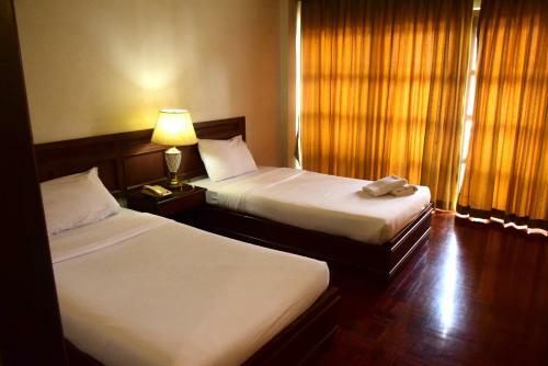 Puangpen Villa Hotel