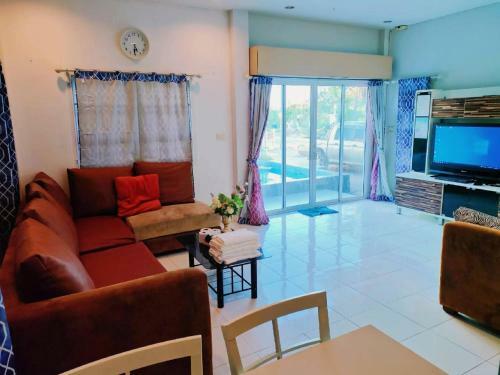 350m To Beach Pool Villa