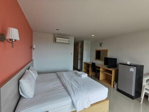 Hotel The Base Hua Hin