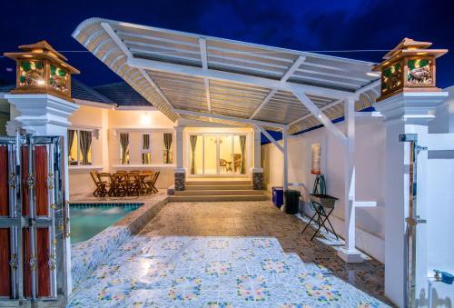 Baan Bussarin Pool Villa Huahin88