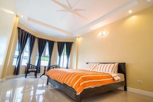 Baan Bussarin Pool Villa Huahin88