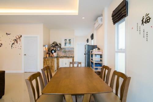 Baan Bussarin Pool Villa Huahin88