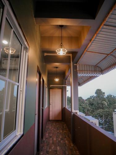 Varietyd-dayhostel Huahin