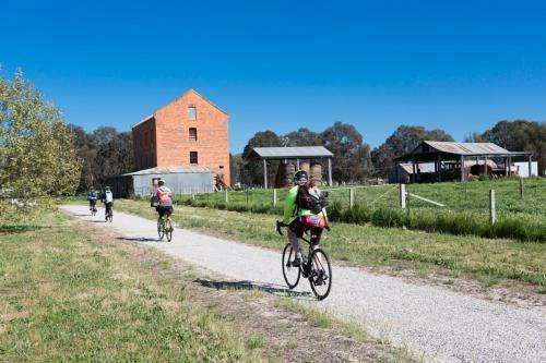 Milawa Vineyard Views - Guesthouse 2