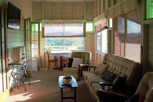 Bed & Breakfast Falls Teahouse