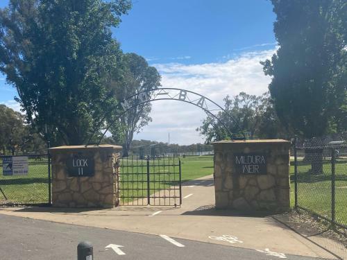 Holiday Getaway In Mildura - Spa, Bbq, Wifi