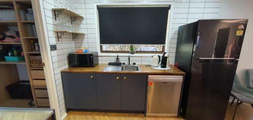 Holiday Getaway In Mildura - Spa, Bbq, Wifi