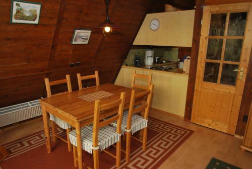 Hotel Holiday Park- Nurdach