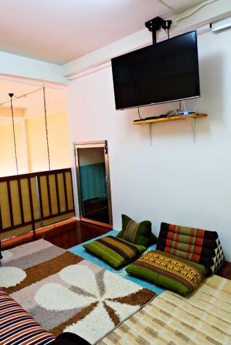 The Jungle Trek House By Dd&b Hostel