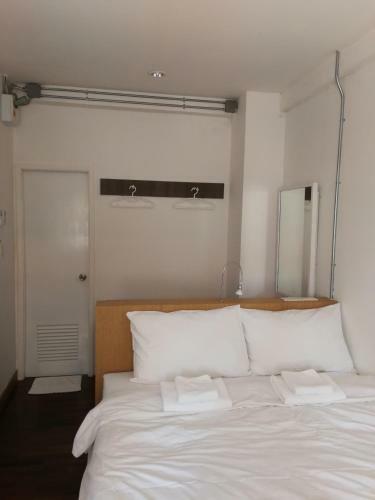 F Plus F Hostel