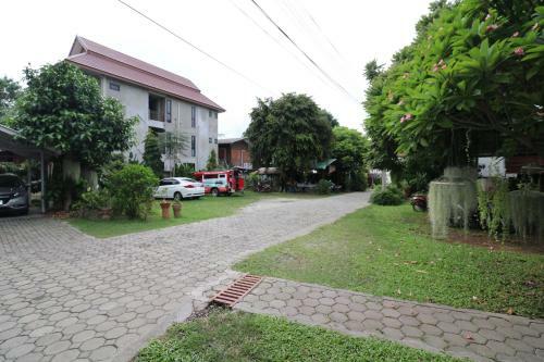 Gongkaew Huenkum Hotel