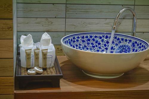 White Boutique Hotel And Spa
