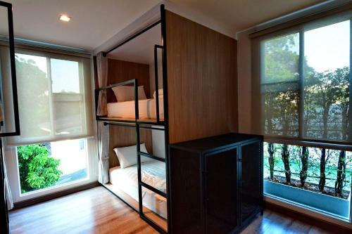Hotel Lana Beds & Space