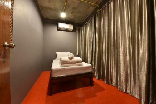 248 Street Hostel