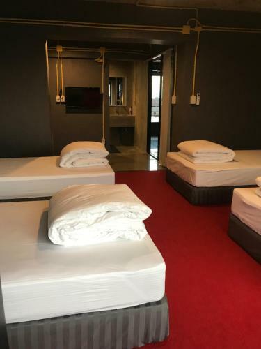 248 Street Hostel