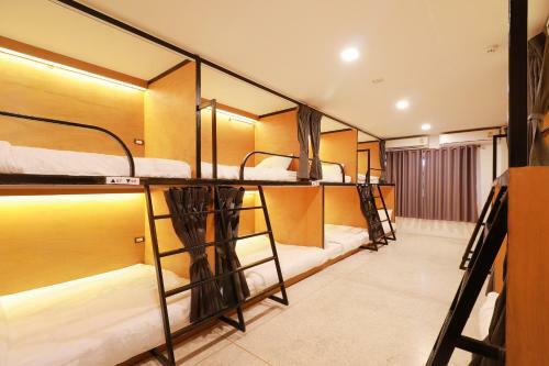 Hotel Oyo 531 Le Light House & Hostel