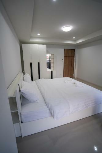 Hostal Le Bis Home