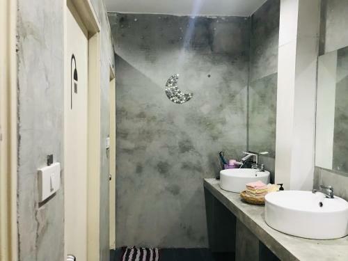 Albergue Supalakhouse