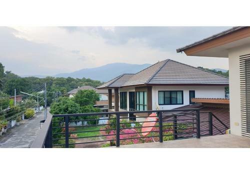 Villa Baan Khaohom Doikham