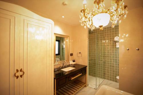 Nanta Glam Cm Hotel & Residences