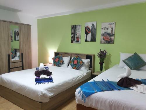 Hostal Krong House