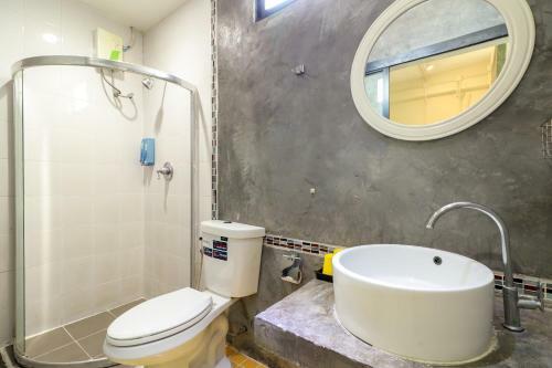 Oyo 412 7 Days Hotel