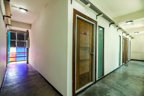Oyo 412 7 Days Hotel