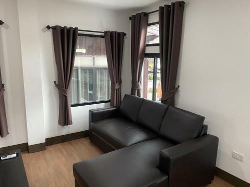 Baan 9 Muang Small House