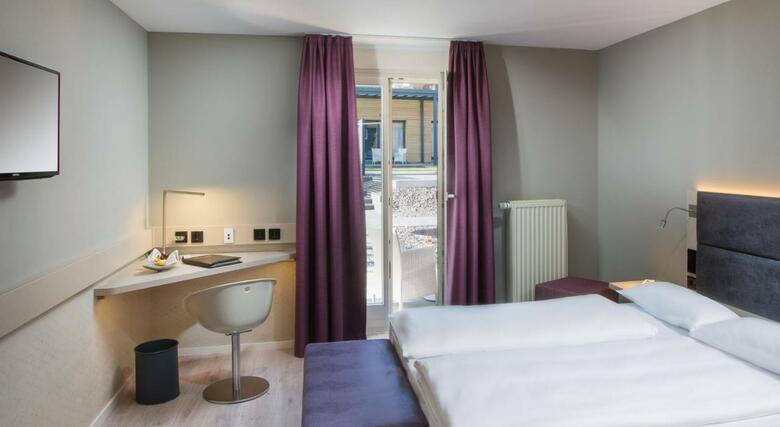 Hotel Schloss Reinach
