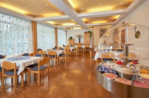 Hostal Hotel Gasthof Stocker