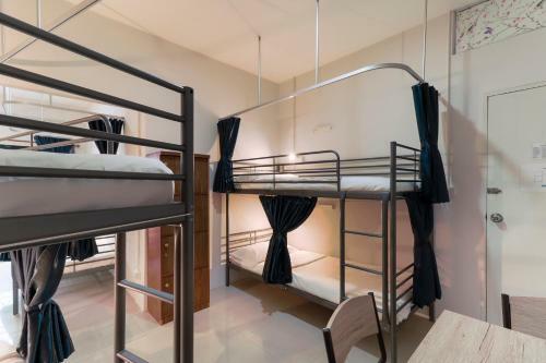 Hotel Oyo 724 Green Light Cafe&bed Hostel