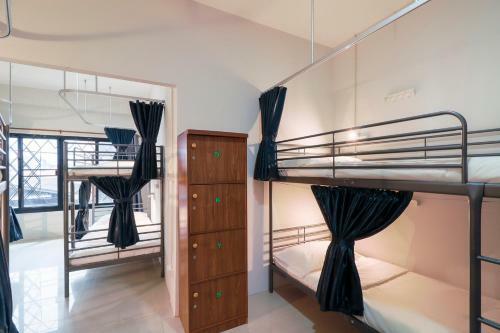 Hotel Oyo 724 Green Light Cafe&bed Hostel