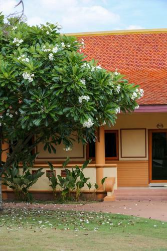 Hotel Kardinia Sum Pun Resort